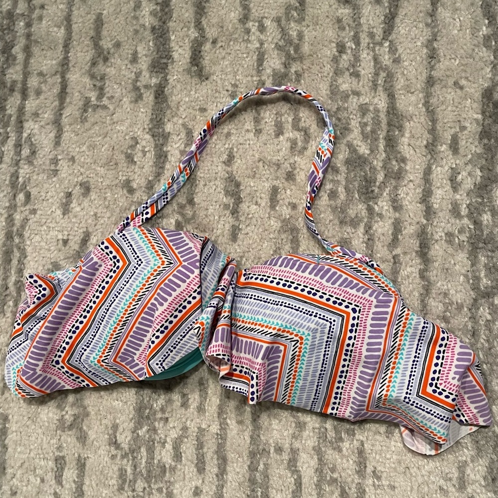 Multicolored Ruffle Swimsuit Top